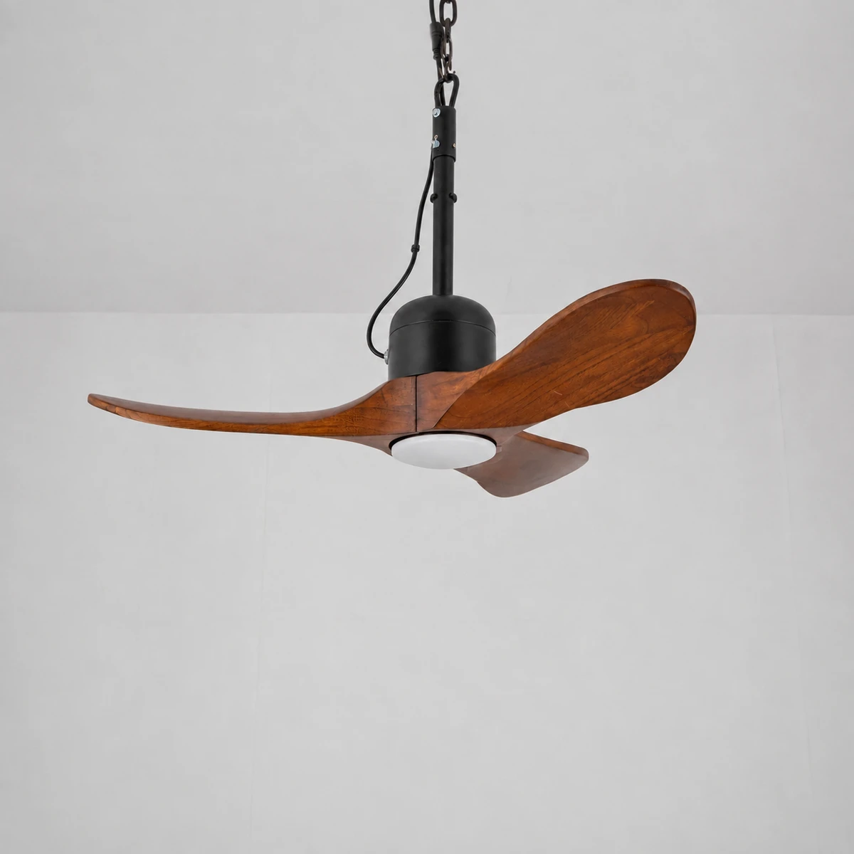 F257 Sculpted Wood Fan Light, 34" · Walnut & Black · With light